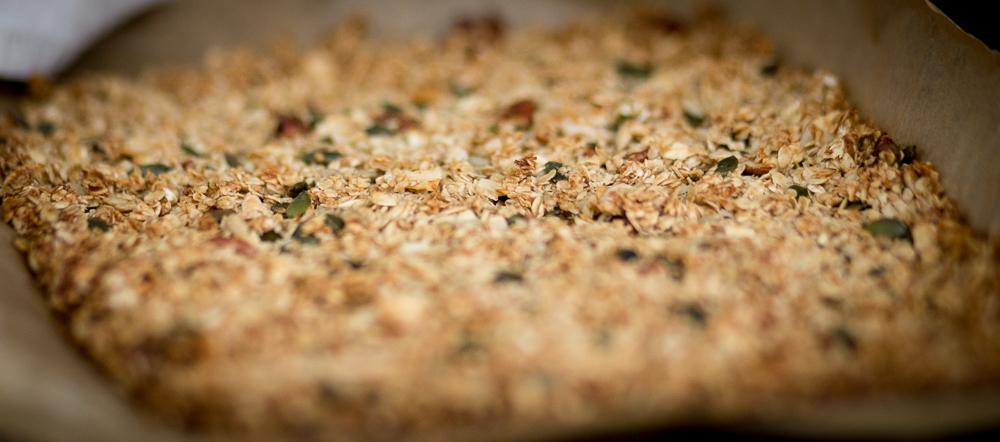 Homemade granola recipe for nutritious delicious breakfast and snack